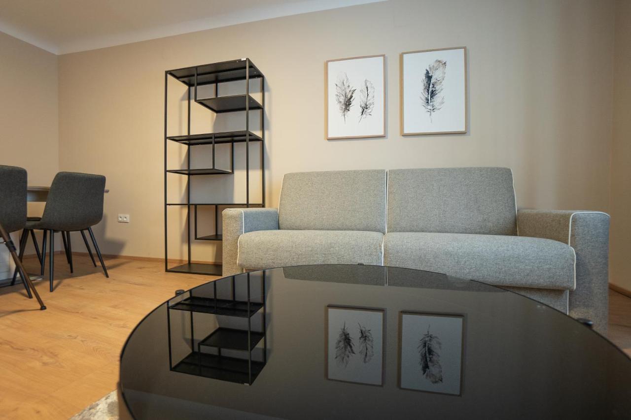 A 2-Bedroom Apartment With A King-Size Bed And A Balcony Is Located Just A 15-Minute Walk From Stephansplatz. Viyana Dış mekan fotoğraf