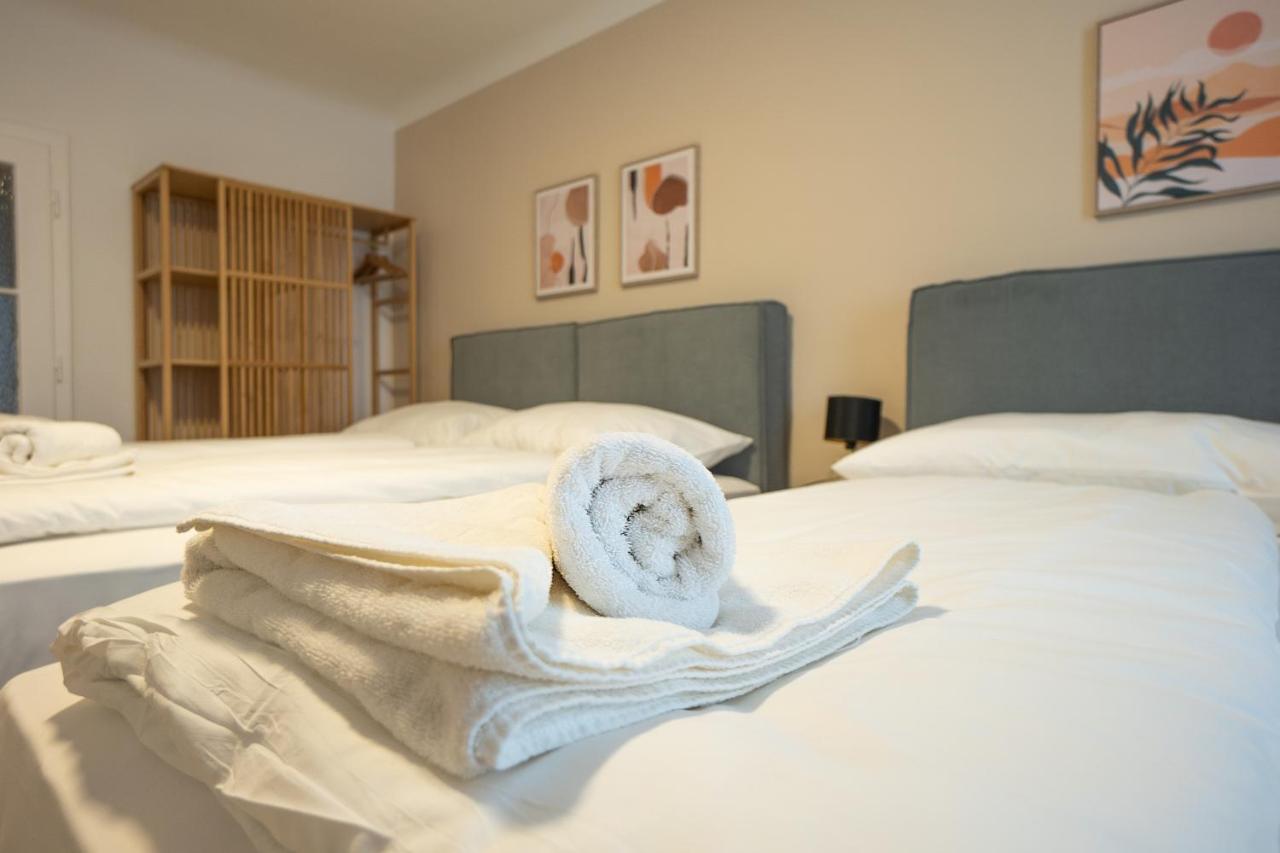 A 2-Bedroom Apartment With A King-Size Bed And A Balcony Is Located Just A 15-Minute Walk From Stephansplatz. Viyana Dış mekan fotoğraf