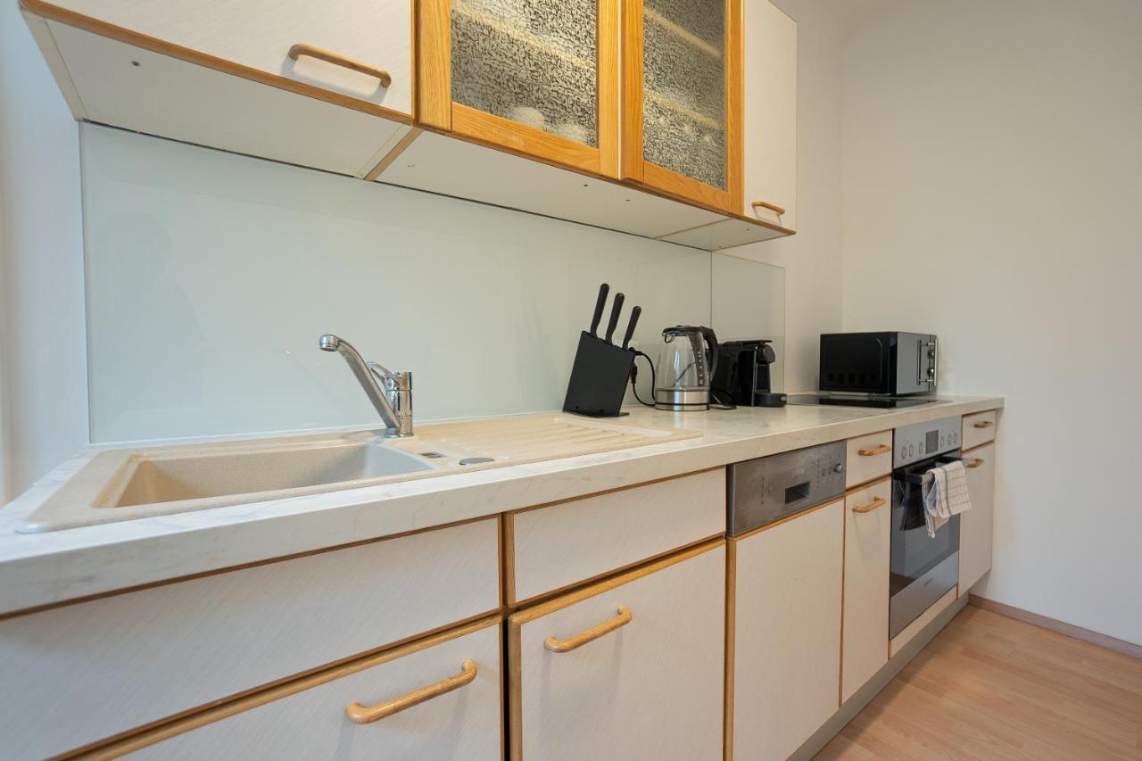 A 2-Bedroom Apartment With A King-Size Bed And A Balcony Is Located Just A 15-Minute Walk From Stephansplatz. Viyana Dış mekan fotoğraf